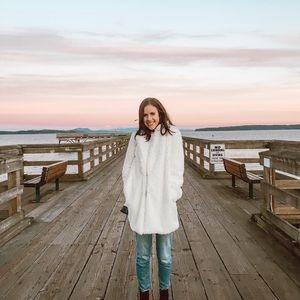 Meet your Posher, Alison